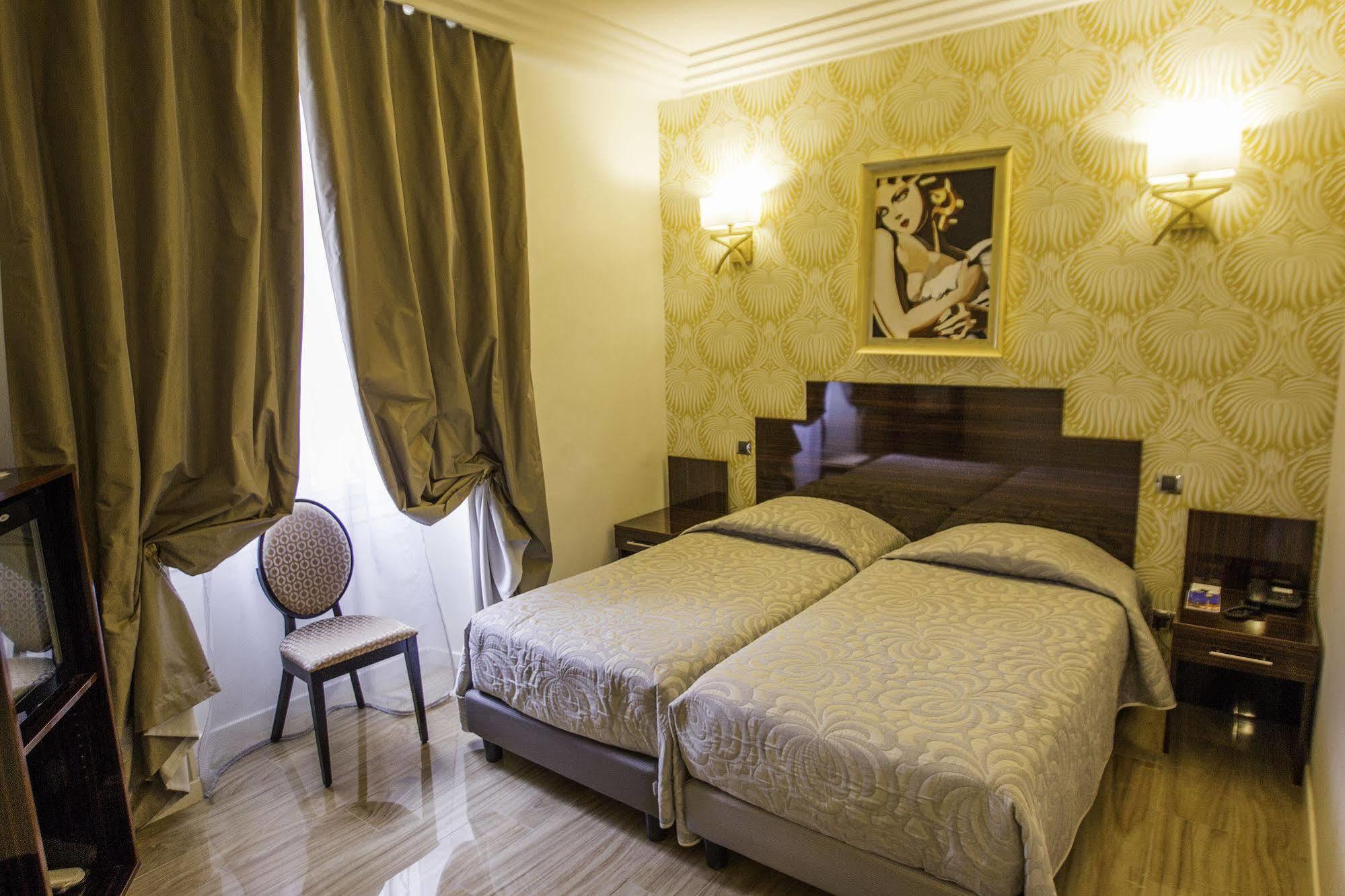 Le Meurice 3*